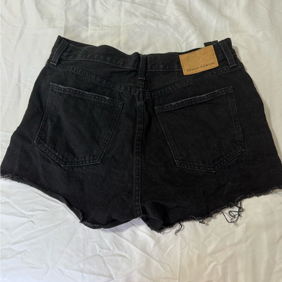 Denim forum Yoko short in Black - Picture 2 of 2